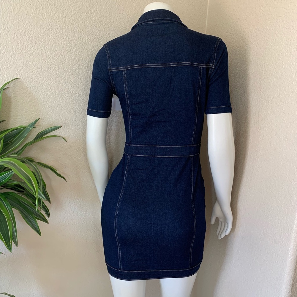 5 ⭐️ Bodacious - Dark Denim Short Sleeve Dress - Picture 6 of 7